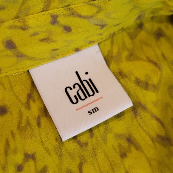CABI #3071 Yellow Animal Print Reign Blouse sz S - Picture 7 of 11